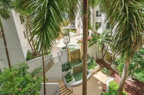 Hollywood FL 33020
