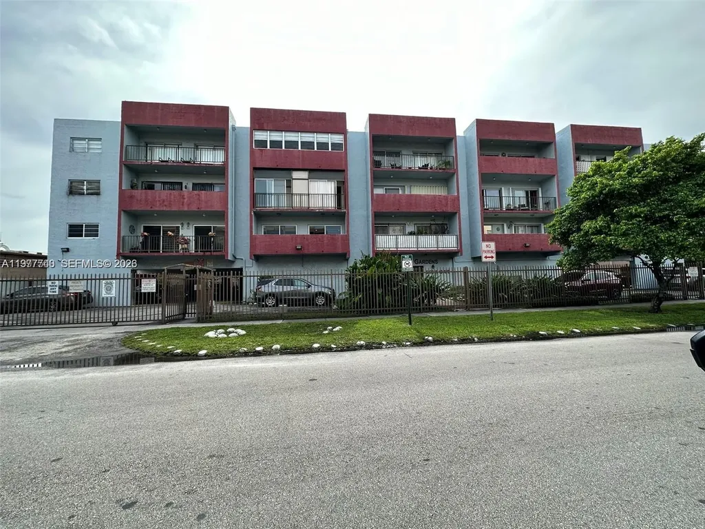 6070 W 19th Avenue Hialeah FL 33012