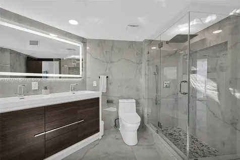 16485 Collins Avenue Sunny Isles Beach FL 33160