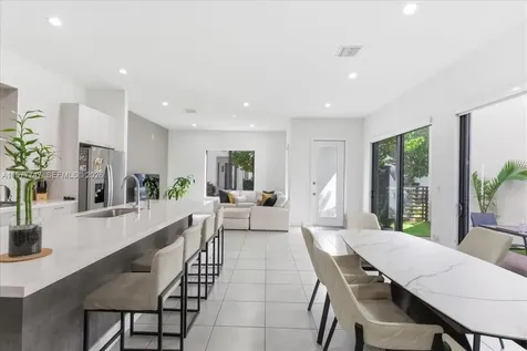 4395 NW 80th Court Doral FL 33166