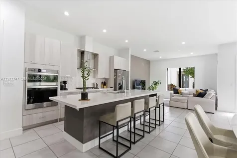 4395 NW 80th Court Doral FL 33166