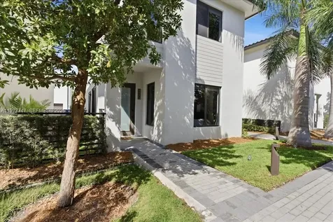 4395 NW 80th Court Doral FL 33166
