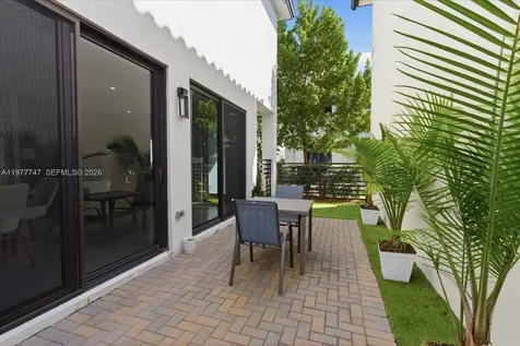 4395 NW 80th Court Doral FL 33166