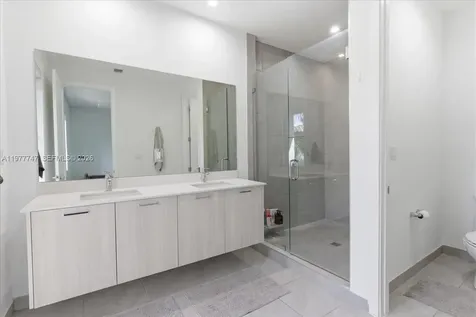 4395 NW 80th Court Doral FL 33166
