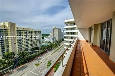 5555 Collins Avenue Miami Beach FL 33140