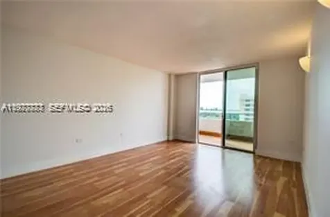 5555 Collins Avenue Miami Beach FL 33140