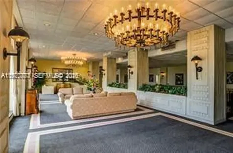 5555 Collins Avenue Miami Beach FL 33140