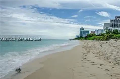 5555 Collins Avenue Miami Beach FL 33140