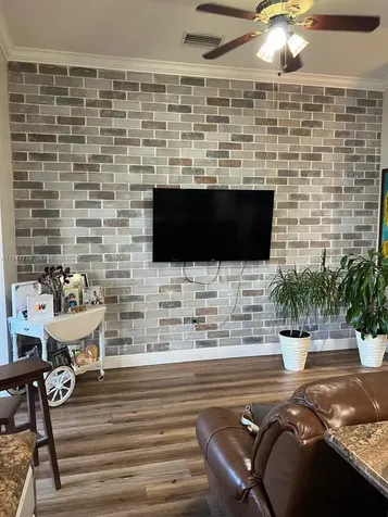 4911 SW 142nd Place Miami FL 33175