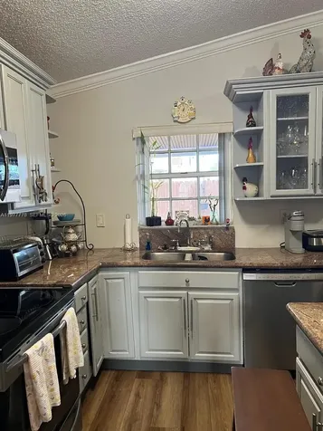 4911 SW 142nd Place Miami FL 33175