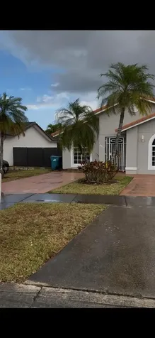 4911 SW 142nd Place Miami FL 33175