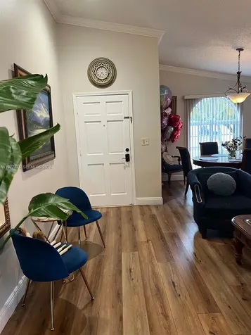 4911 SW 142nd Place Miami FL 33175