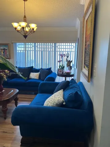 4911 SW 142nd Place Miami FL 33175