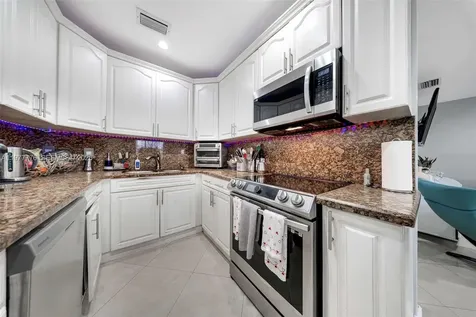 22105 SW 103rd Avenue Cutler Bay FL 33190