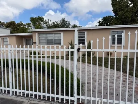 10945 SW 41st Street Miami FL 33165