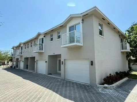 1035 NW 2nd Avenue Fort Lauderdale FL 33311