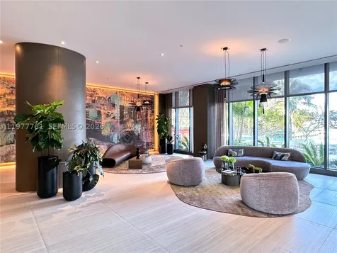 460 NE 28th Street Miami FL 33137