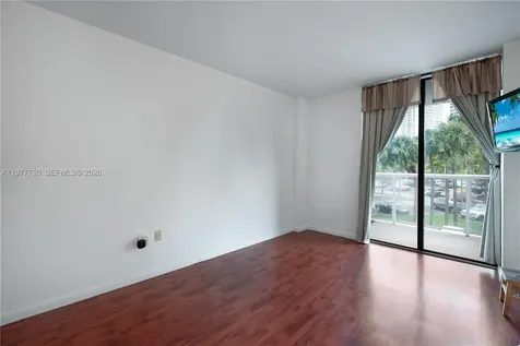 3731 N Country Club Drive Aventura FL 33180