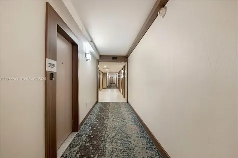 3731 N Country Club Drive Aventura FL 33180