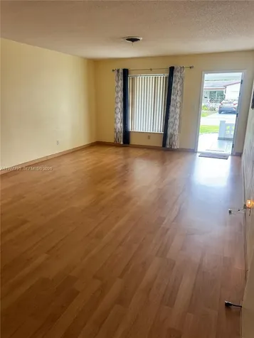 4933 NW 42nd Street Lauderdale Lakes FL 33319