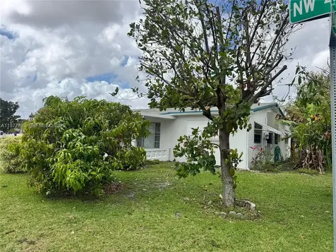 4933 NW 42nd Street Lauderdale Lakes FL 33319