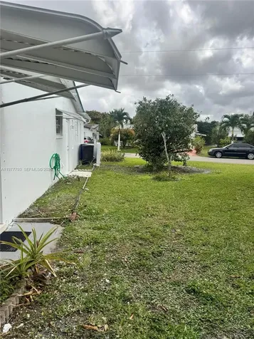4933 NW 42nd Street Lauderdale Lakes FL 33319