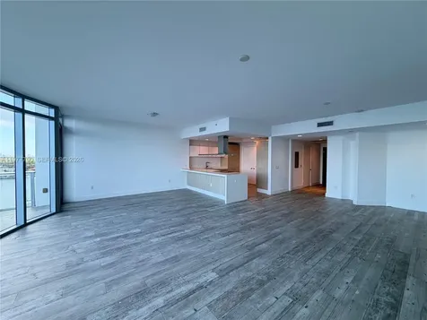 17111 Biscayne Boulevard North Miami Beach FL 33160