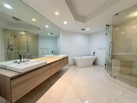 17111 Biscayne Boulevard North Miami Beach FL 33160