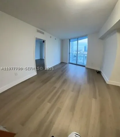 185 SW 7th Street Miami FL 33130