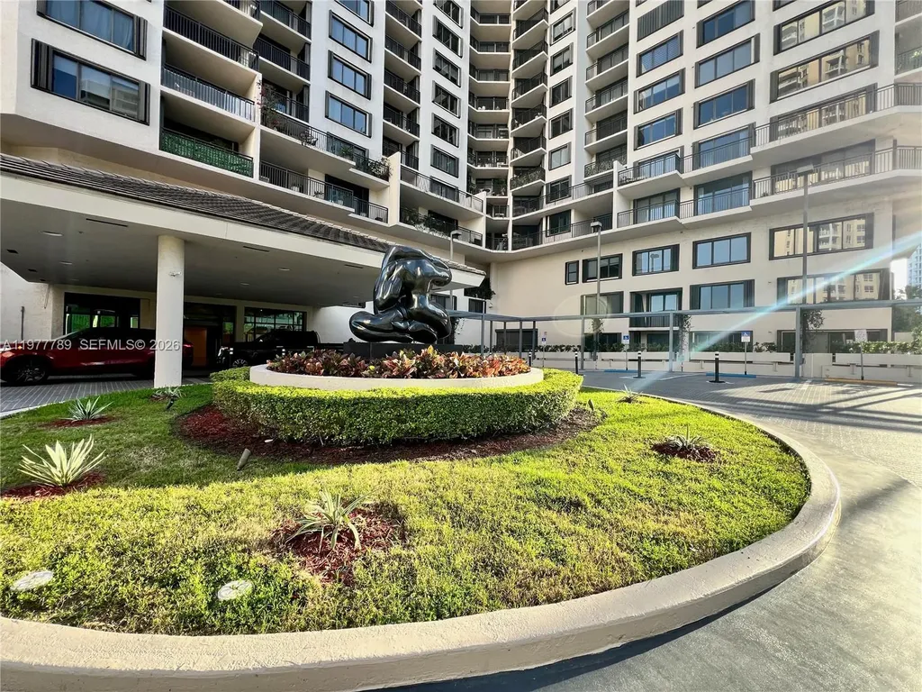 540 Brickell Key Drive Miami FL 33131