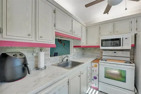 5003 NW 35th Street Lauderdale Lakes FL 33319