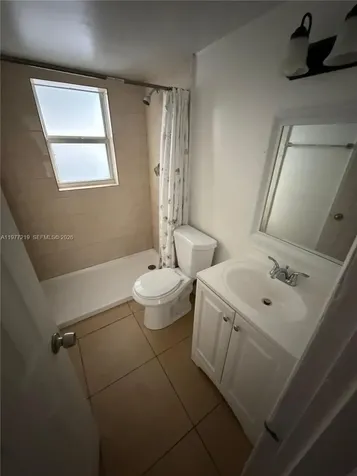 1735 W 60th Street Hialeah FL 33012