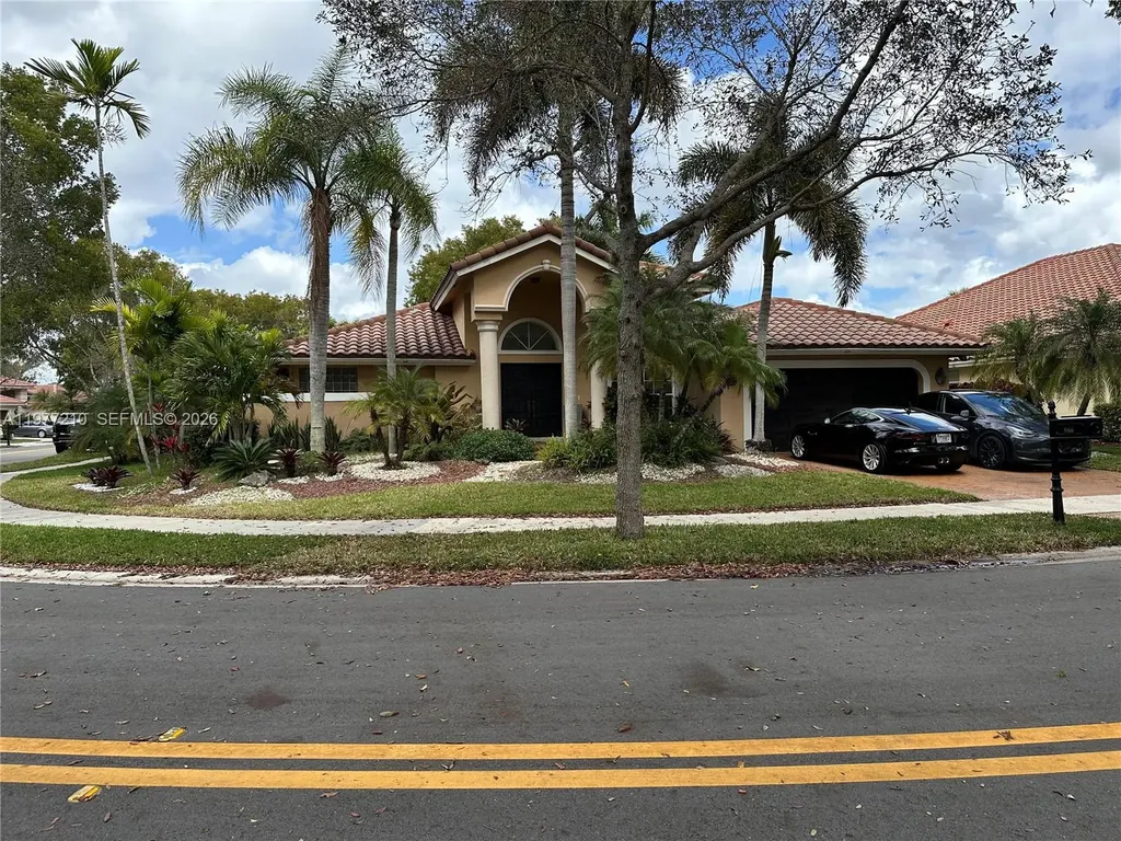 966 Spoonbill Circle Weston FL 33326