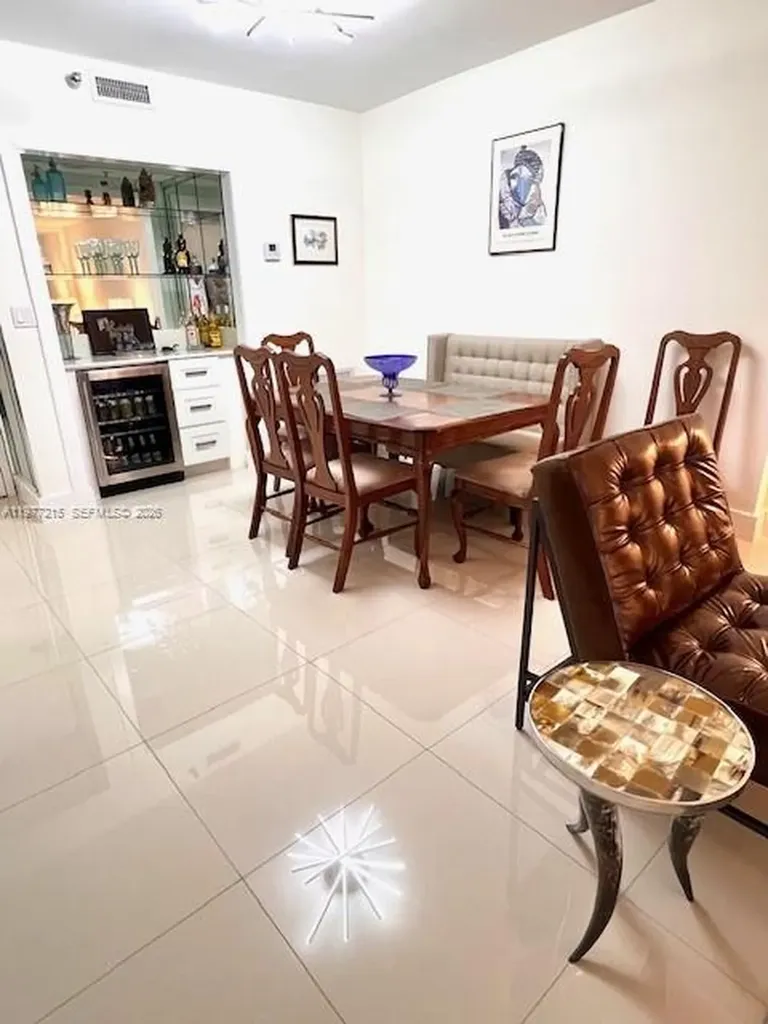 4001 Hillcrest Drive Hollywood FL 33021