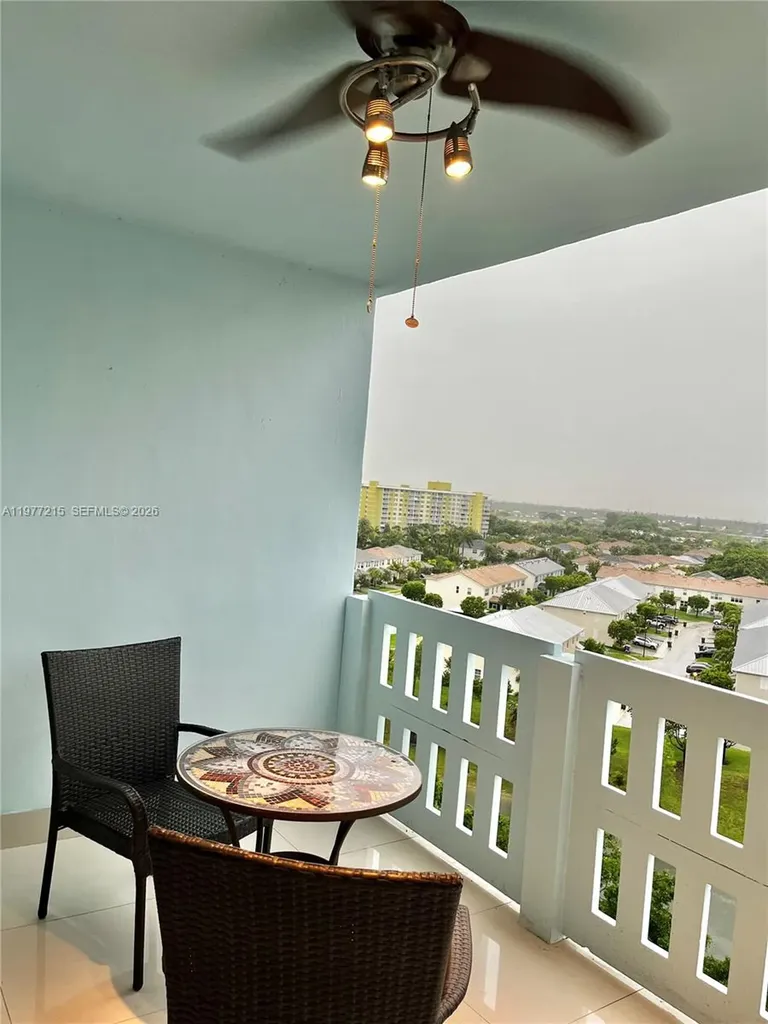 4001 Hillcrest Drive Hollywood FL 33021