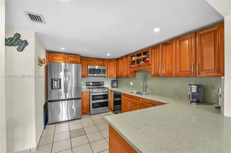 6639 SW 116th Place Miami FL 33173