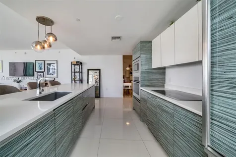 460 NE 28th Street Miami FL 33137