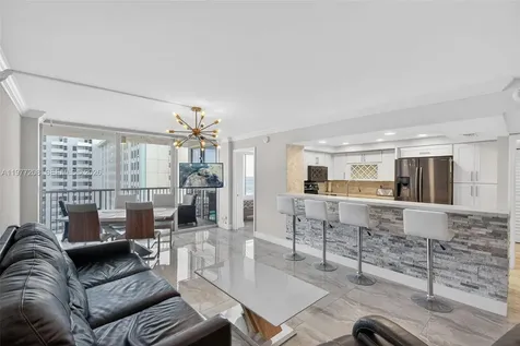 2655 Collins Avenue Miami Beach FL 33140