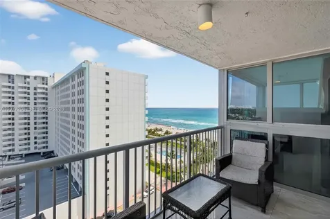 2655 Collins Avenue Miami Beach FL 33140