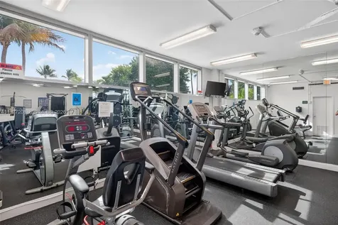 2655 Collins Avenue Miami Beach FL 33140