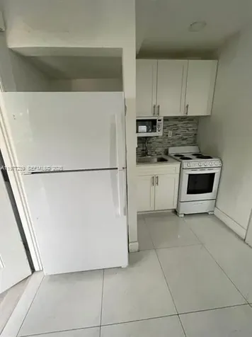 625 S 20th Avenue Hollywood FL 33020