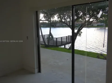 5643 Park Road Dania Beach FL 33312