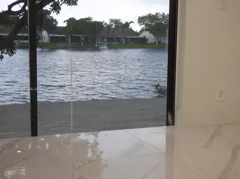 5643 Park Road Dania Beach FL 33312