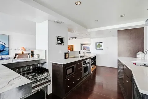 5700 Collins Avenue Miami Beach FL 33140