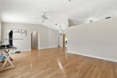 13752 SW 285th Street Homestead FL 33033