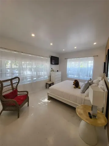 130 3rd Street Miami Beach FL 33139