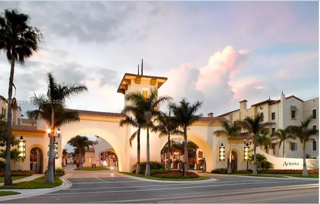 3390 NW 125th Way Sunrise FL 33323
