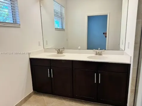 3390 NW 125th Way Sunrise FL 33323
