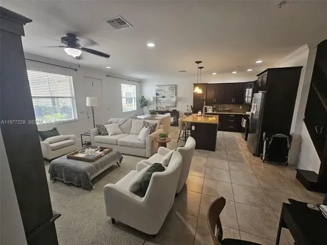 3390 NW 125th Way Sunrise FL 33323