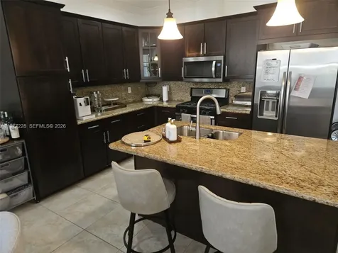 3390 NW 125th Way Sunrise FL 33323